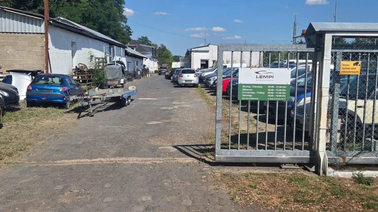 Einfahrt_Lempi